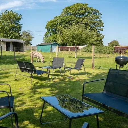 Le Manoir Des Falaises - D'hotes 3*