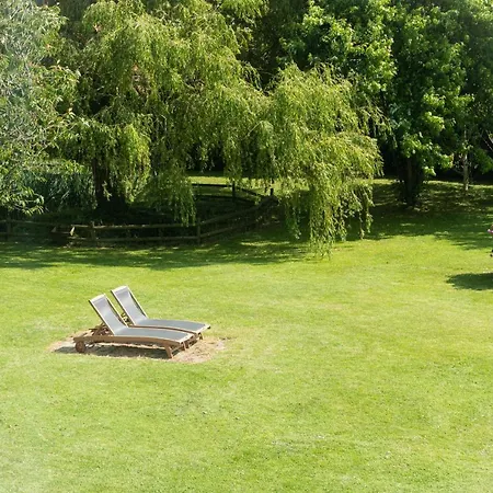 Le Manoir Des Falaises - D'hotes 3*