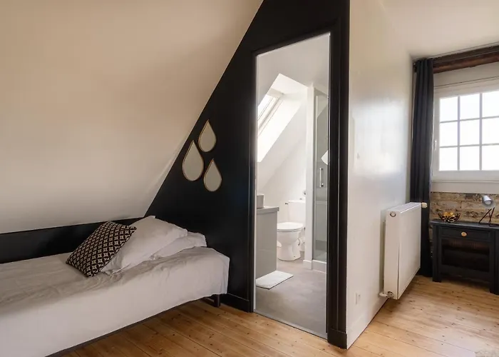 Le Manoir Des Falaises - D'hotes