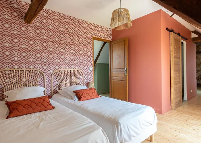 Le Manoir Des Falaises - D'hotes 3*